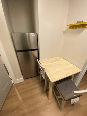Interior - Central 2br Near Unveristy And Whyte Ave (Edmonton)