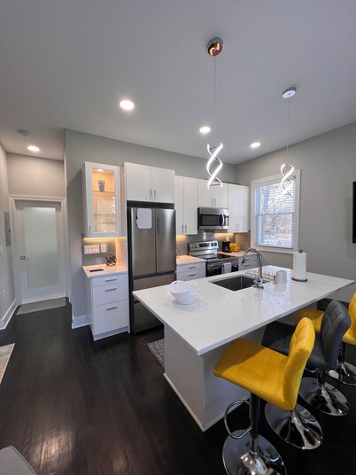 Peaceful and modern retreat