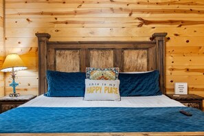 5 bedrooms, free WiFi, bed sheets - Pool Table, Play-Set, Hot Tub, Pets, Apache Trail Lodge (Broken Bow)