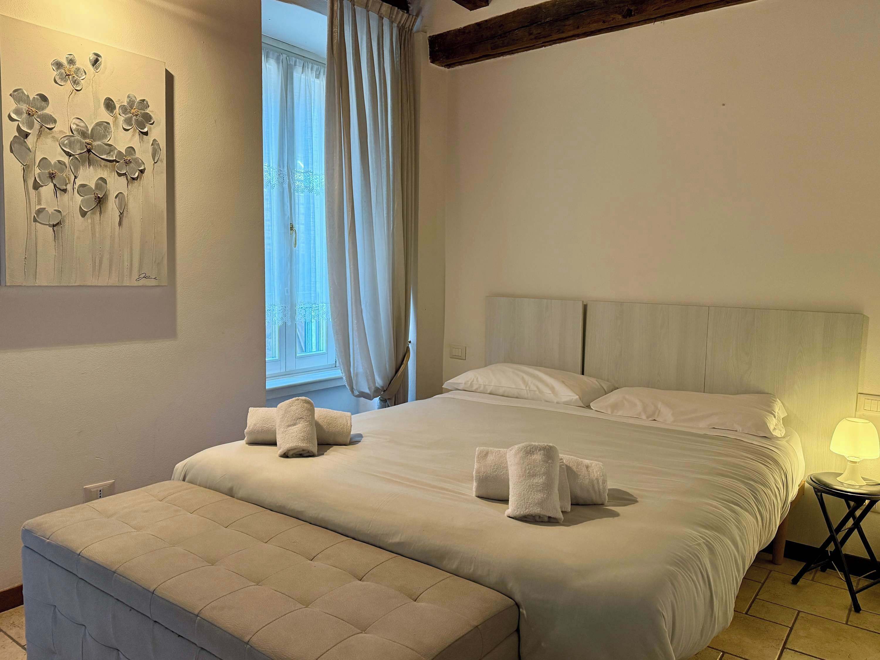 1 bedroom, travel crib, free WiFi