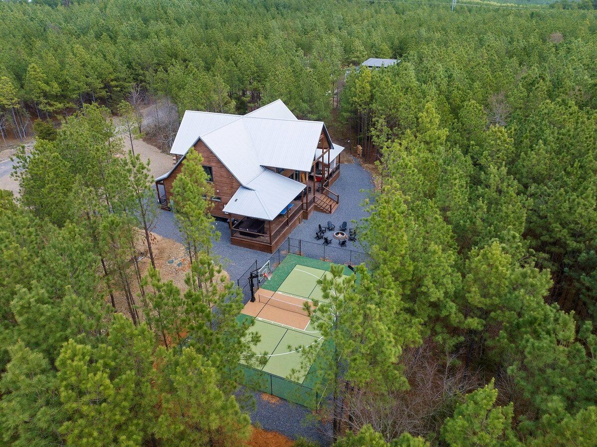 Pickleball/Basketball Court, Pool Table, Hot Tub
