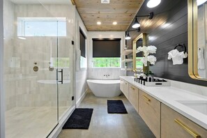 Shower, towels