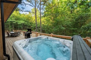 Outdoor dining - 2 Slides Off Deck, Foosball, Hot Tub, Pets, Let It Slide (Broken Bow)