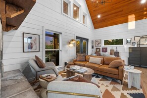 TV connectée, cheminée