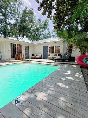 Pool - The Haven - Downtown OS with Pool & Pool House! (Ocean Springs)