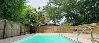 The Haven - Downtown OS with Pool & Pool House!