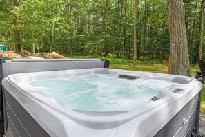 Bain à remous extérieur