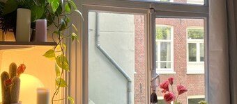 Cozy appartment at the Amstel river. In the heart of Amsterdam.