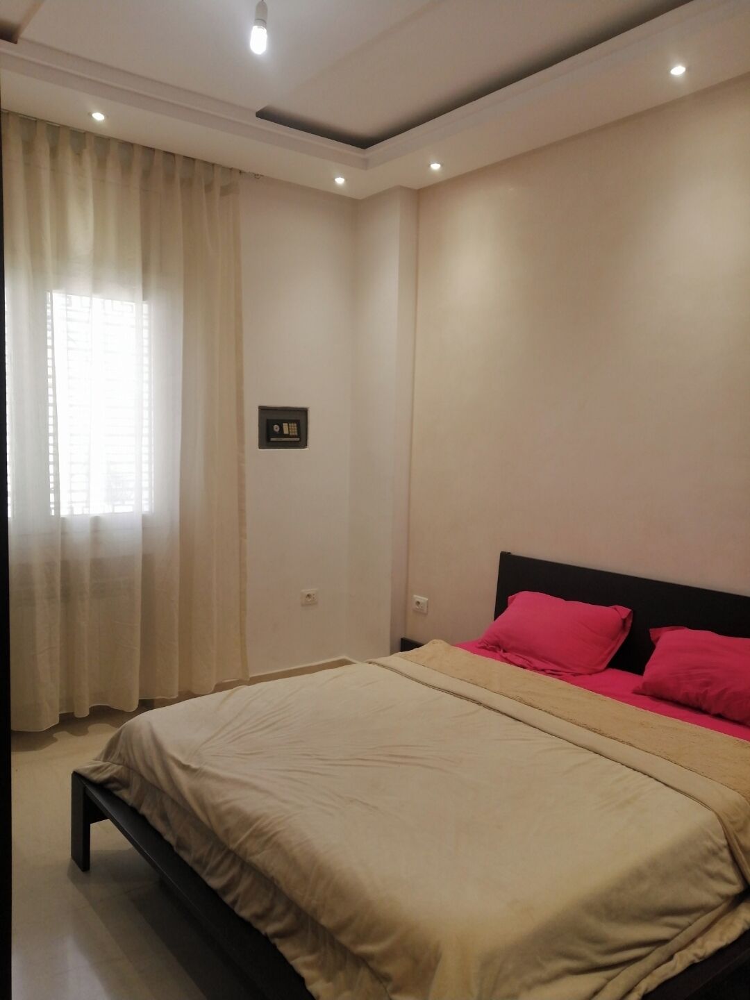 2 chambres, coffres-forts dans les chambres, lit parapluie, Wi-Fi