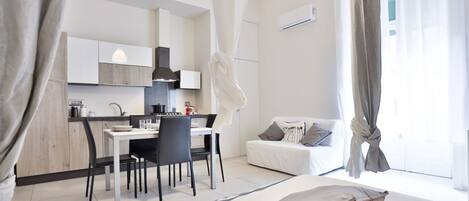 Fer et planche à repasser, Wi-Fi, draps fournis