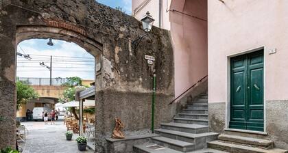GuestHost - Monterosso al Mare! Seview Roomy Flat x4