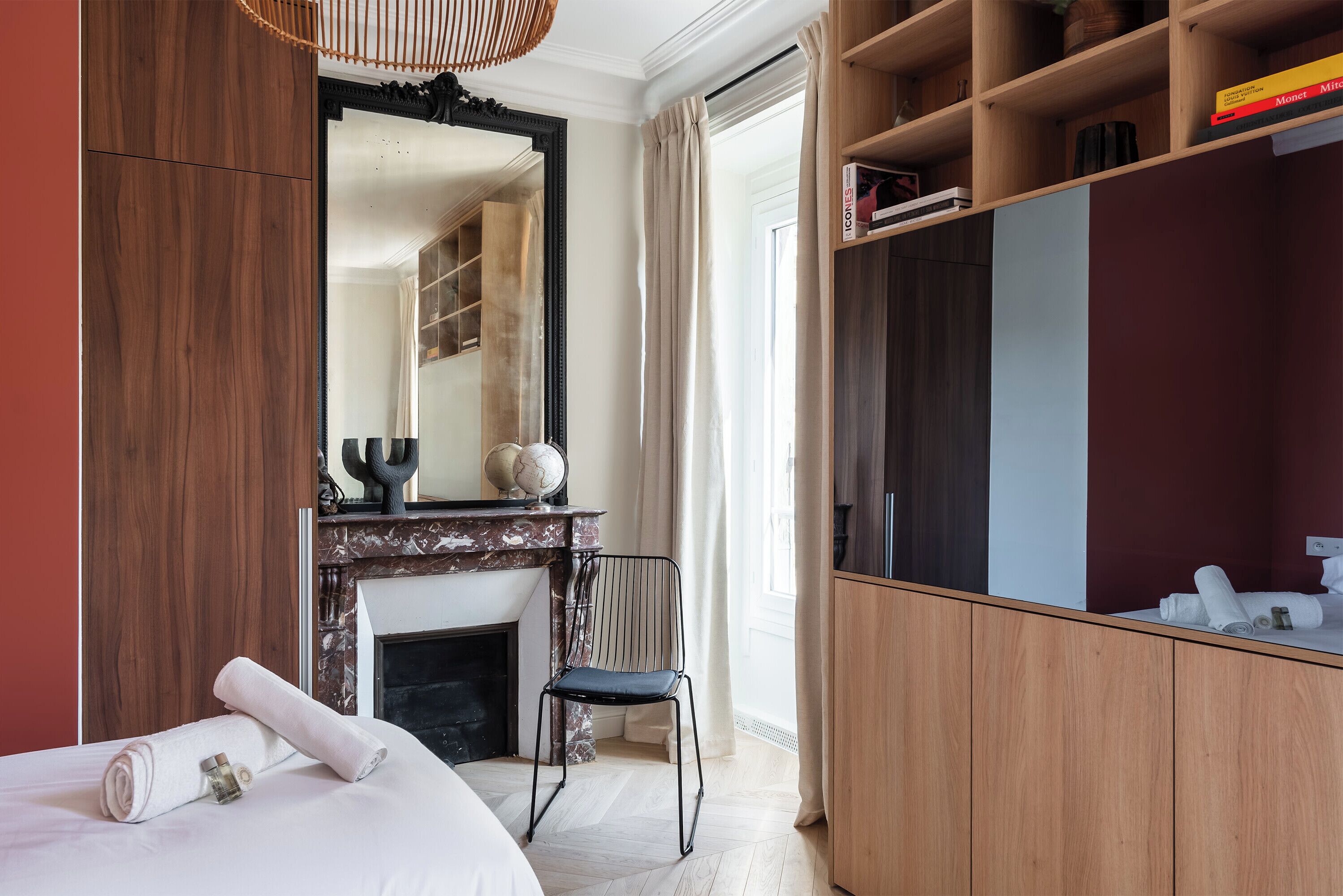 2 sovrum, strykjärn/strykbräda och sängkläder