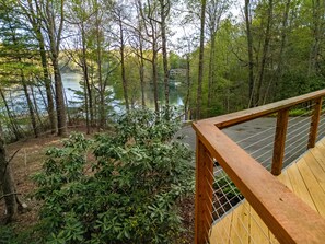 Property grounds - Amazing Lakefront Family Retreat Connestee Falls (Brevard)