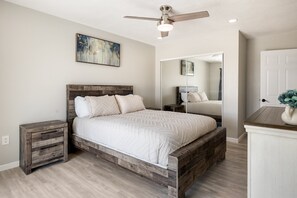 3 間睡房、熨斗/熨衫板、免費 Wi-Fi、床單