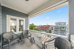 Property grounds - Taylor House by Carolina Getaway - 4BR/3BA Home w/ Intracoastal & Ocean Views (Wrightsville Beach)