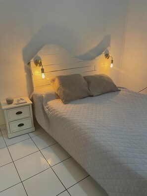 1 bedroom, iron/ironing board, travel cot, WiFi - Charmant F2 EN Campagne (Les Abymes)