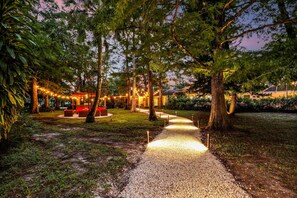 Property grounds - Cozy w/ IMAX Theater,Heated Pool,Spa! Close to Paradise Sports Complex (Naples)