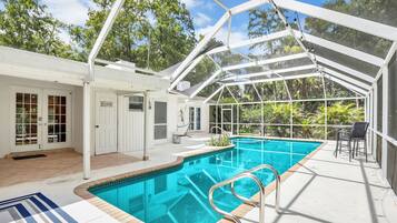 Udendørs pool, opvarmet pool