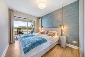 1 habitación, tabla de planchar con plancha y wifi 