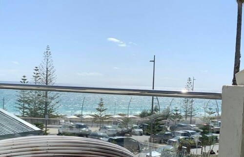 Scarborough Beach Front Resort - Shell Thirteen
