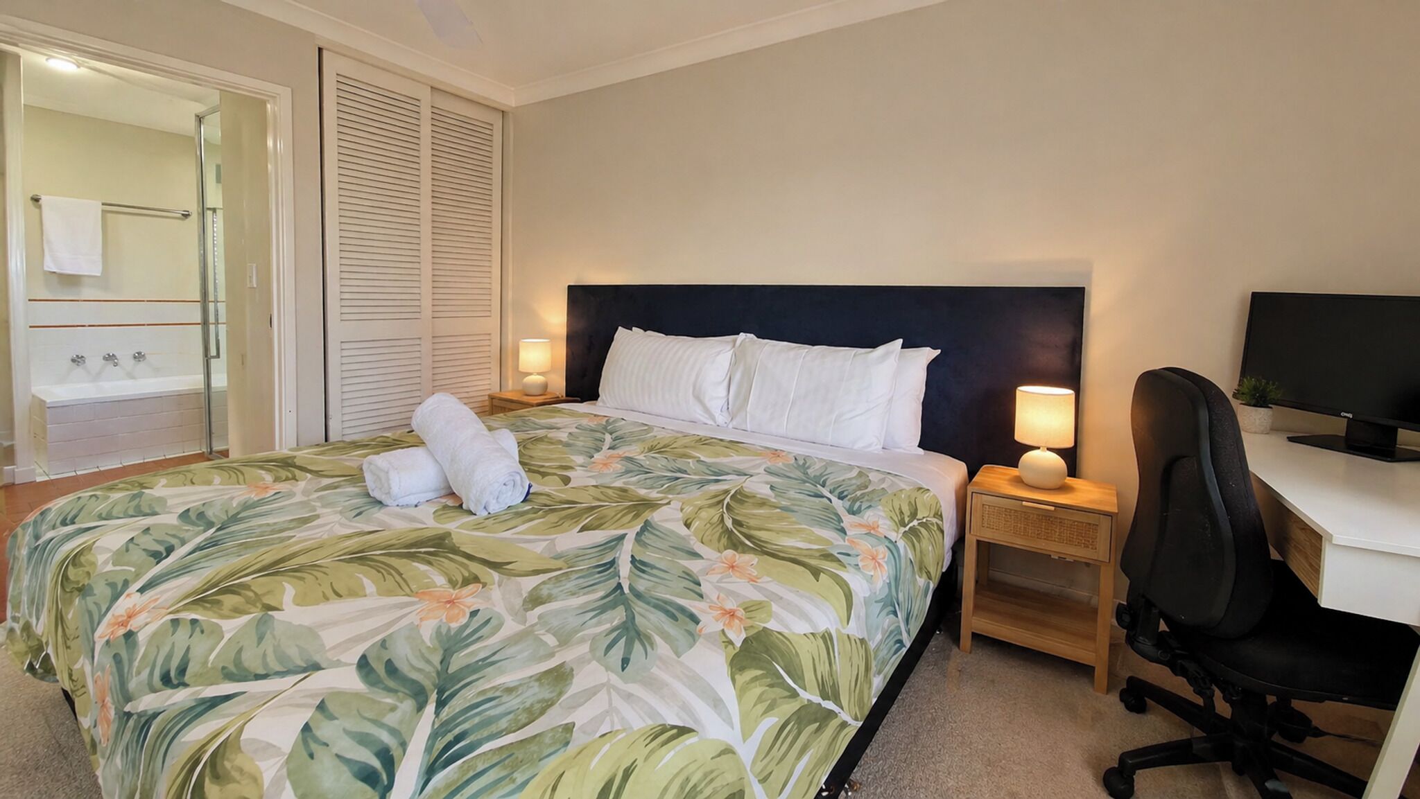 2 多间卧室、WiFi