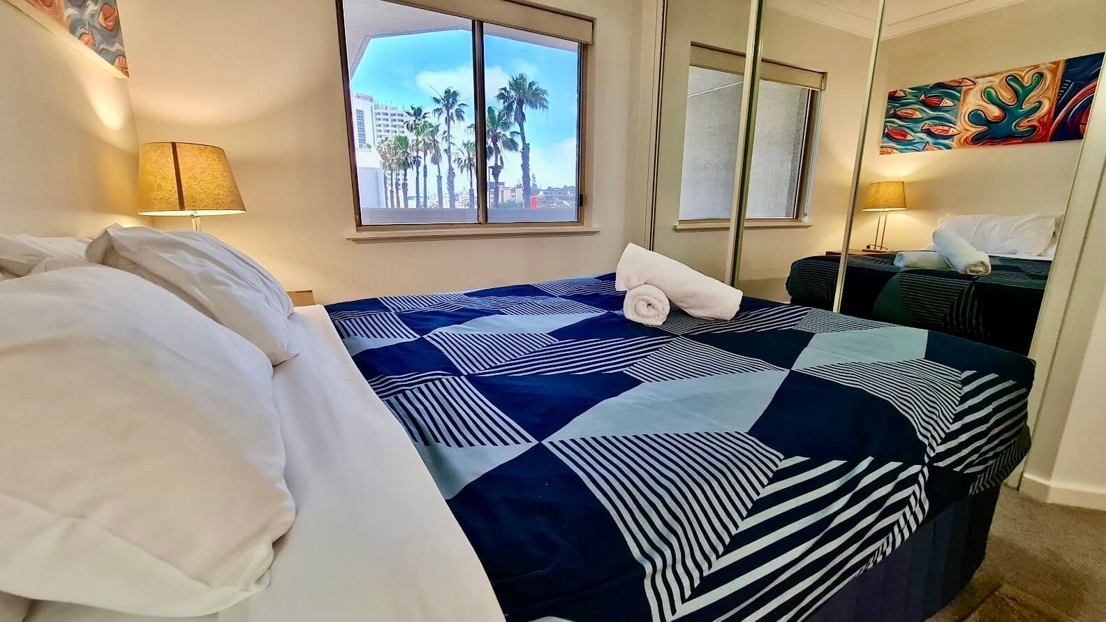 2 habitaciones, tabla de planchar con plancha, internet y ropa de cama 