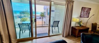 Sandcastles at the Beach – Outstanding Location!