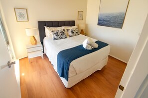 2 bedrooms, iron/ironing board, WiFi, bed sheets