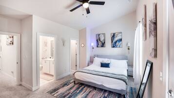 3 bedrooms, desk, iron/ironing board, travel crib