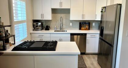 Perfect 1-bedroom condo with WiFi, AC in the heart of Salt Lake City