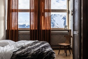 8 chambres, fer et planche à repasser, Wi-Fi gratuit, draps fournis