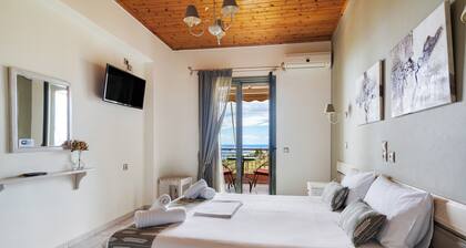Studio Apartment 'Nontas Homes 32' with Sea View, Wi-Fi and Air Conditioning