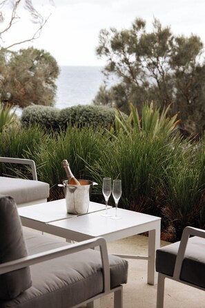 Terrace/patio - Bannisters Beach House (Mollymook Beach)
