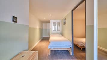 7 bedrooms, WiFi