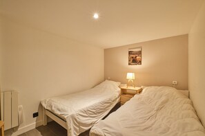 7 Schlafzimmer, WLAN