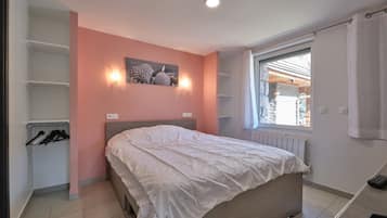 7 camere, Wi-Fi gratuito