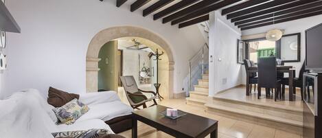 Een televisie en videogames