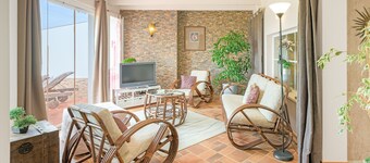 Holiday Home 'Casa Alecrim - Selão Da Eira' with Sea View, Wi-Fi and Air Conditioning