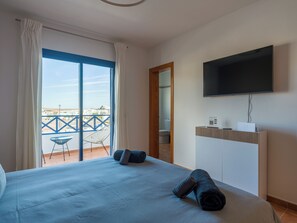 3 dormitorios, tabla de planchar con plancha, wifi gratis y ropa de cama