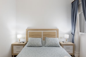 3 bedrooms, free WiFi, bed sheets