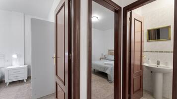 3 Schlafzimmer, kostenloses WLAN, Bettwäsche