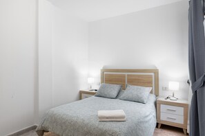 3 bedrooms, free WiFi, bed sheets