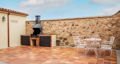 Casa rural 'Casa Rural Doña Manuela' con terraza privada, jardín privado y Wi-Fi