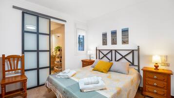 3 Schlafzimmer, Bügeleisen/Bügelbrett, kostenloses WLAN, Bettwäsche