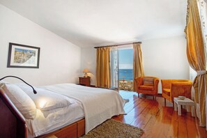 1 bedroom, free WiFi, bed sheets - Room 'Suite Bela Vigia 2' with Shared Pool, Shared Garden and Wi-Fi (Jardim do Mar)