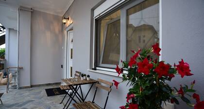 Holiday Home 'Serenity' with Private Terrace, Balcony and Wi-Fi