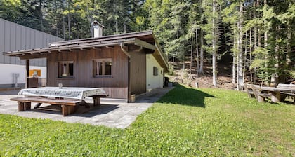 Chalet 'Laura' with Private Terrace and Private Garden