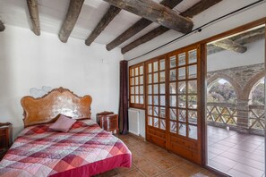 7 間睡房、免費 Wi-Fi、床單