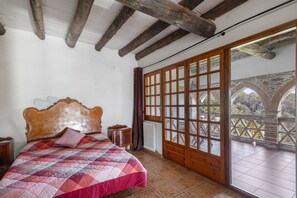 7 Schlafzimmer, kostenloses WLAN, Bettwäsche