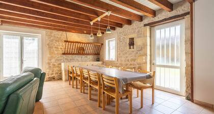 Casita de campo "Gite Oléron Piscine Intérieure" con jardín compartido y Wi-Fi